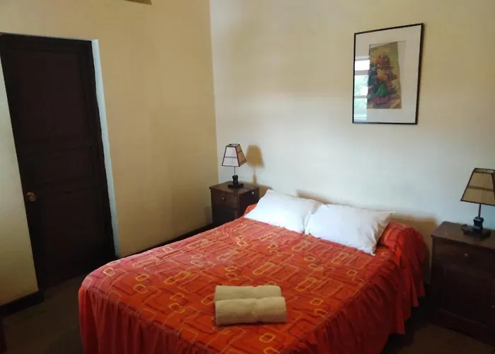 El Tuco Hotel 2*